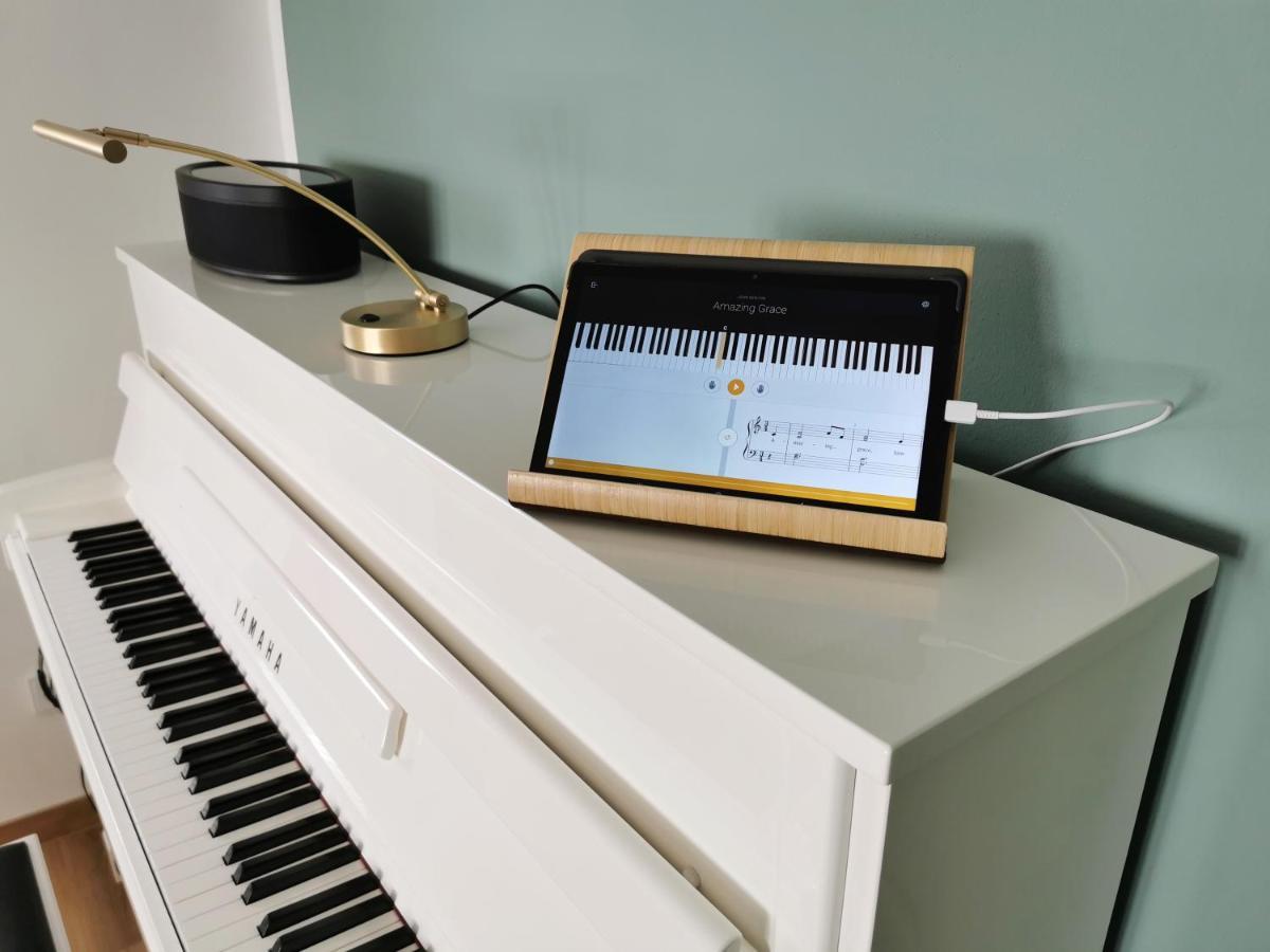 Neues City Center Piano Appartement Mit Netflix クラーゲンフルト エクステリア 写真